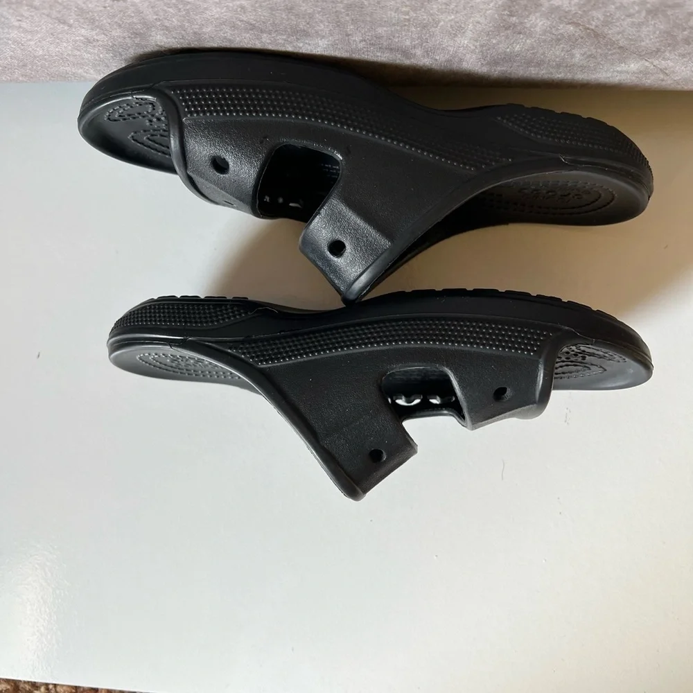 CROCS Black Textured Slide Sandals